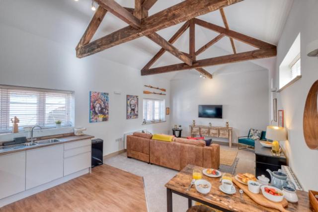 Gorgeous 1-Bed City Apartment, Sleeps 4 Worcester Exterior photo