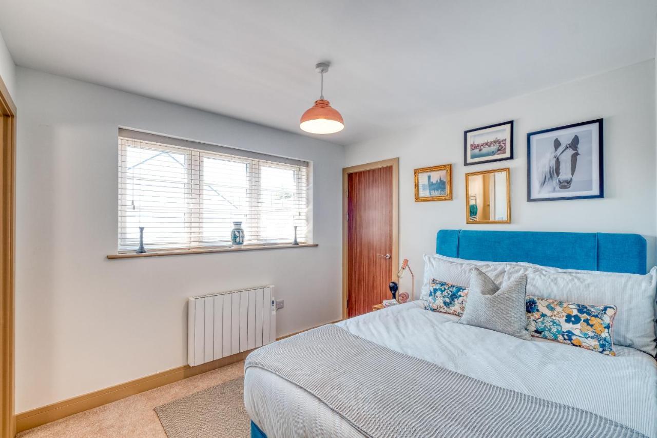 Gorgeous 1-Bed City Apartment, Sleeps 4 Worcester Exterior photo